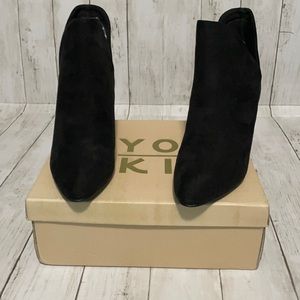 Black V cut booties